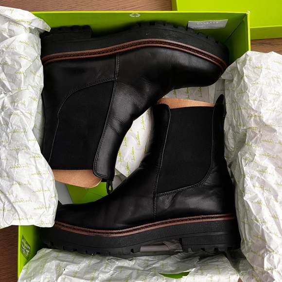 Sam Edelman Chelsea Laguna Boots - Picture 8 of 8